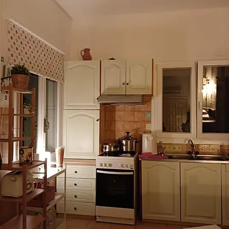 Summer Family House 300m From The Feriehus Kastrákion