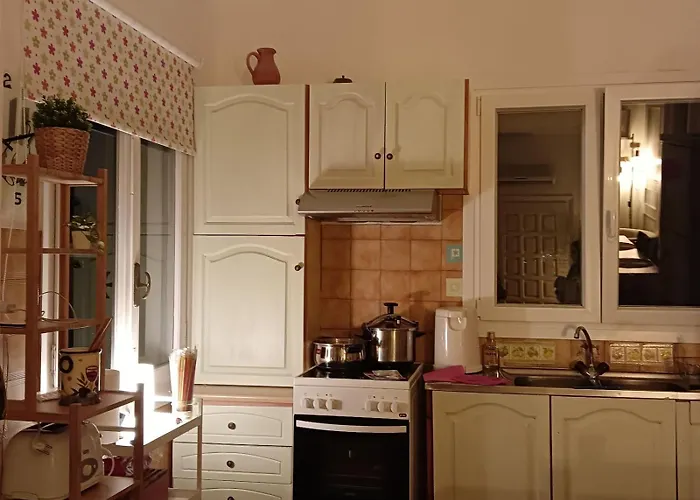 Summer Family House 300m From The Feriehus Kastrákion